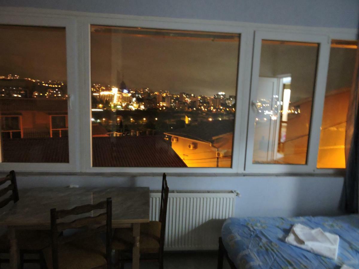 Panorama *